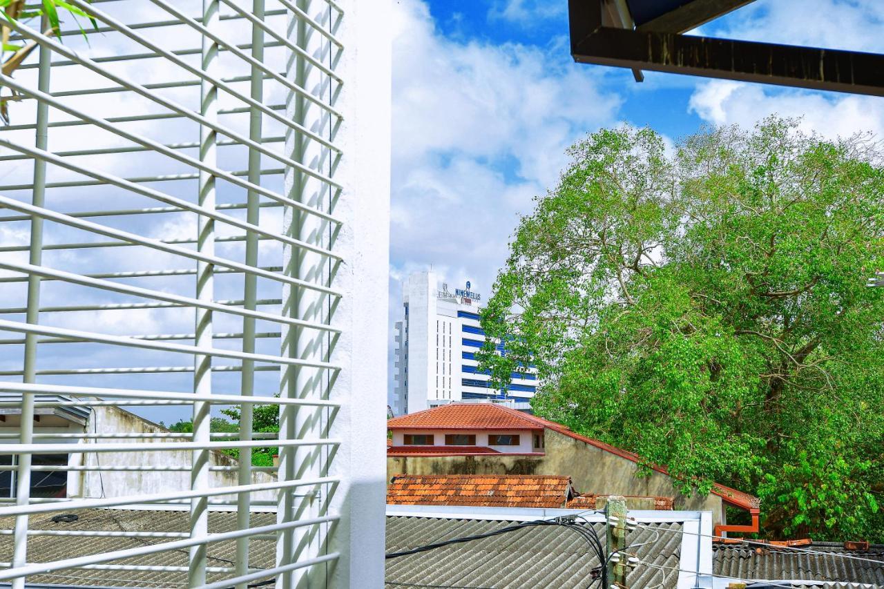 Blackberry Villa Colombo Exterior photo
