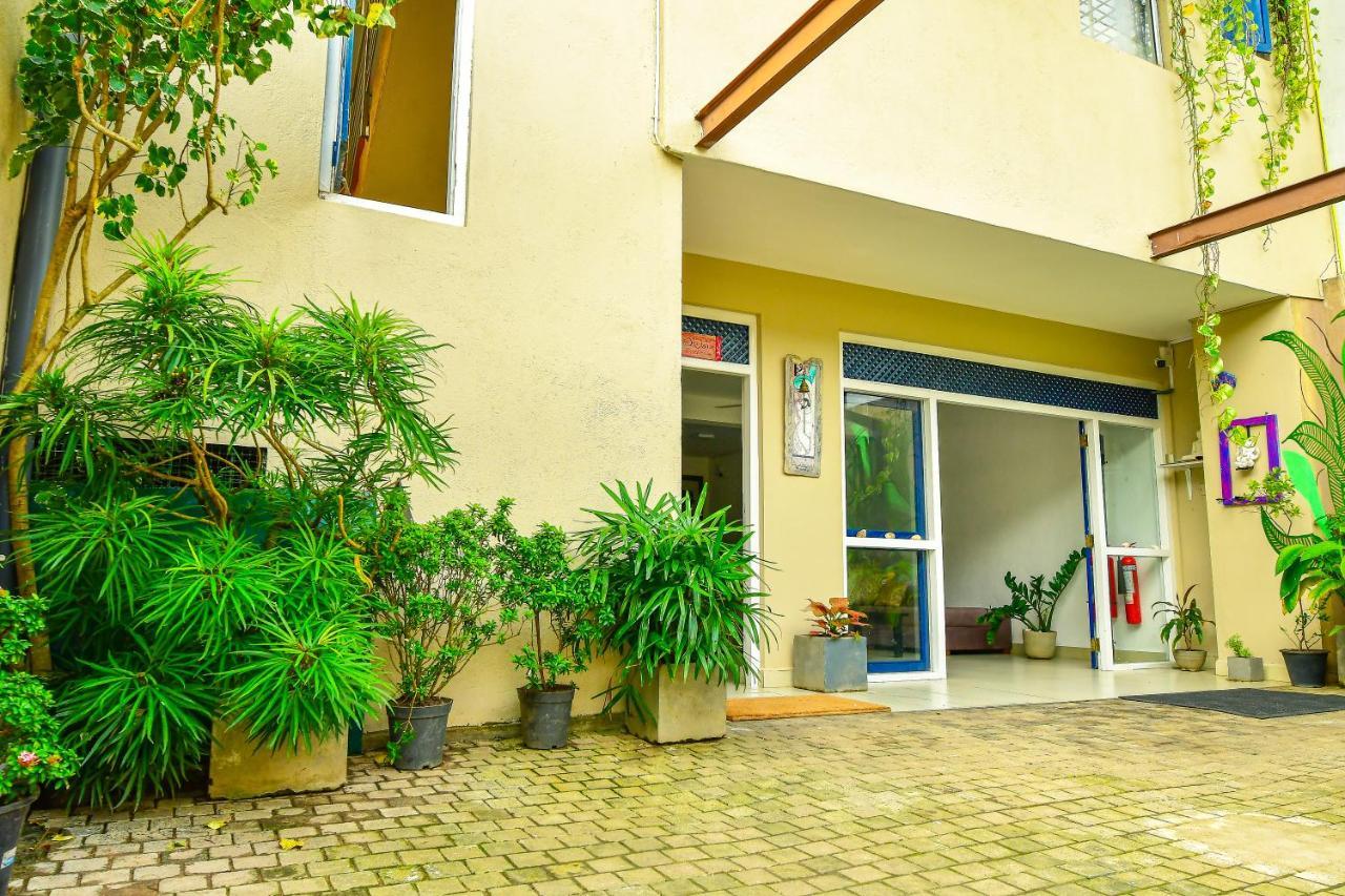 Blackberry Villa Colombo Exterior photo